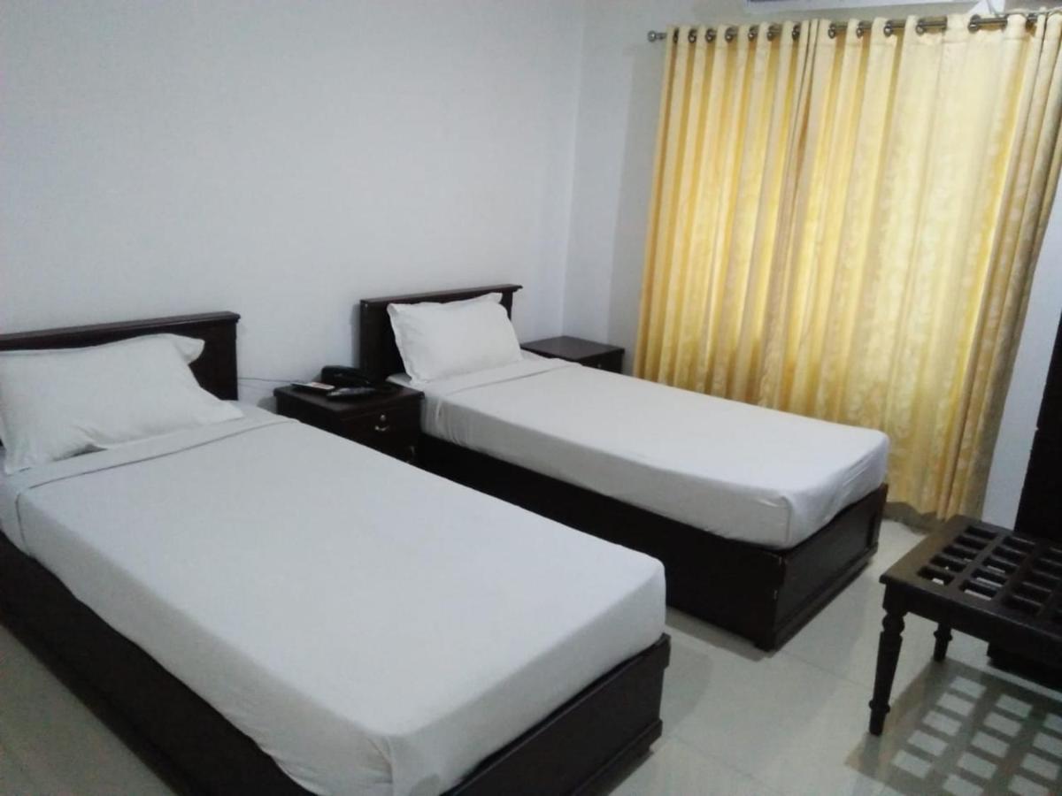 Hotel Mp Residancy Perintalmanna Exterior foto