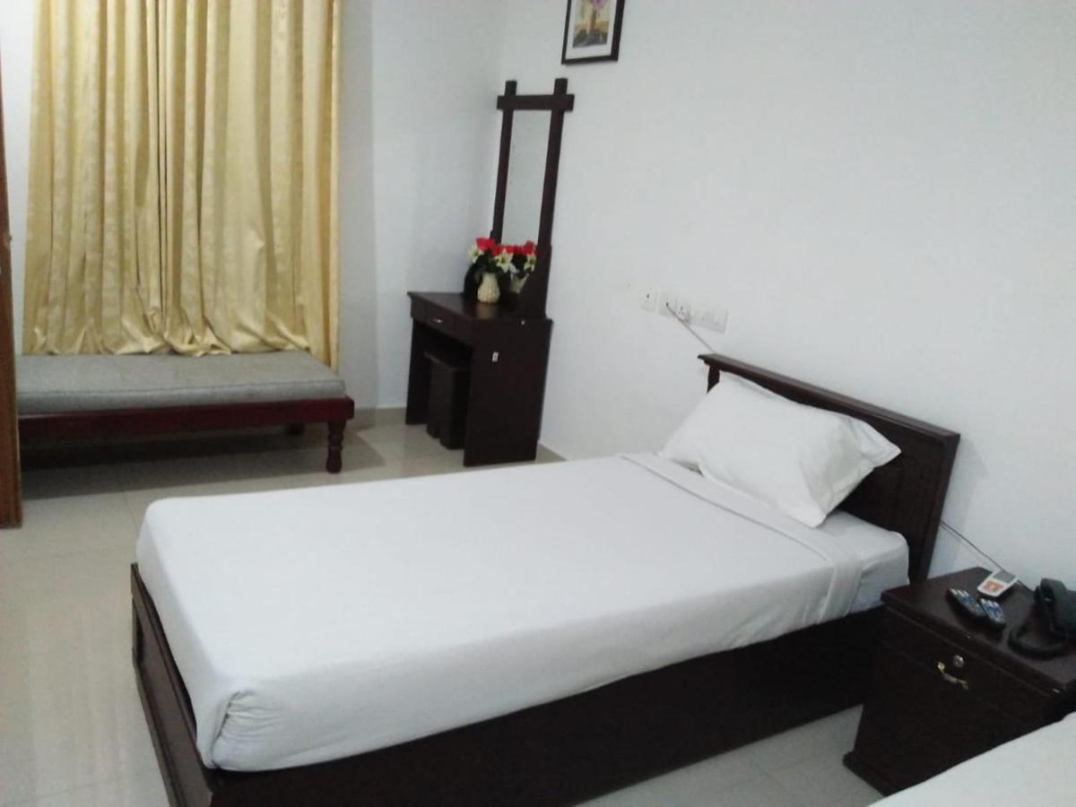 Hotel Mp Residancy Perintalmanna Exterior foto